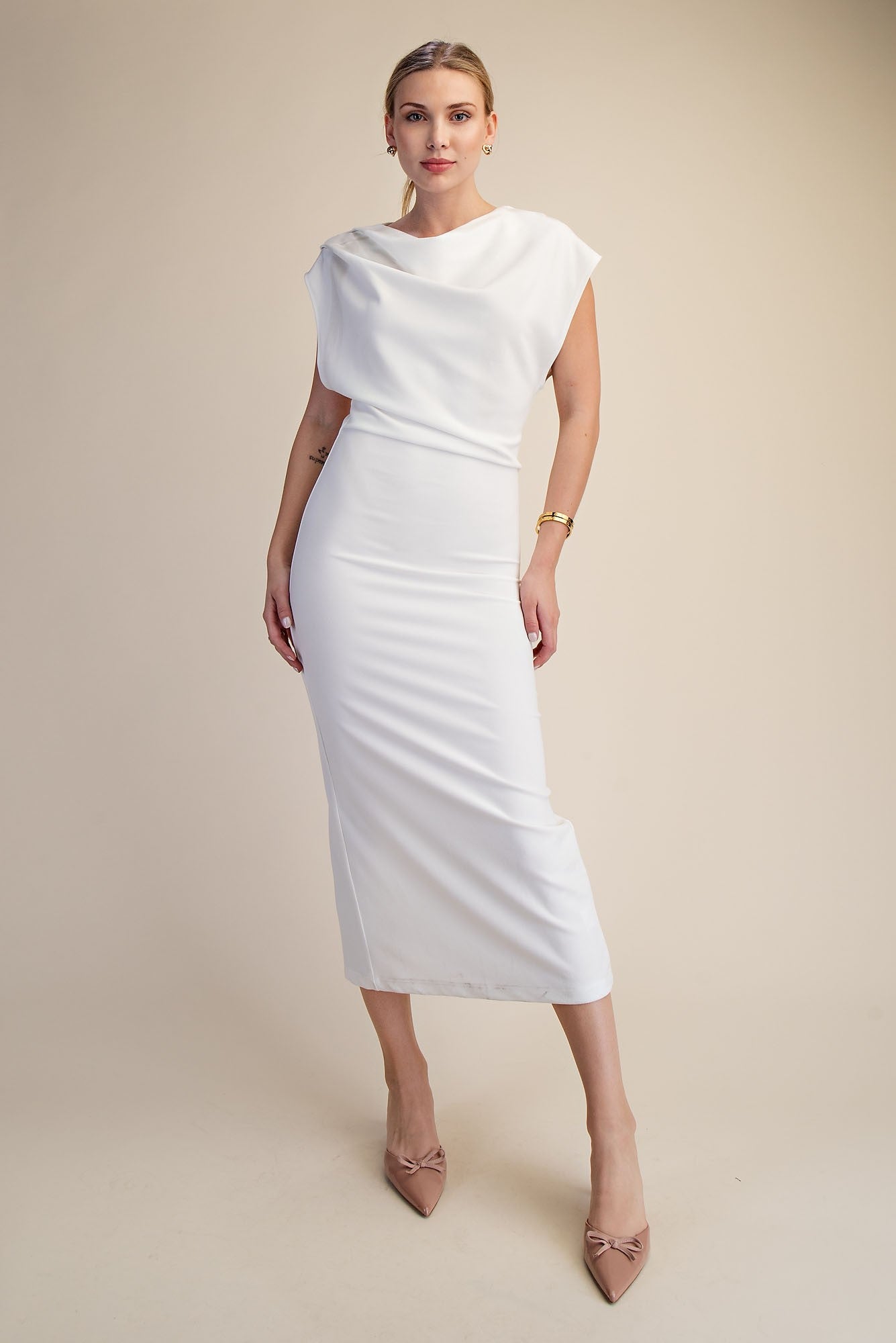 minimalist midi dress Laundry By Shelli Segal YGroup_embroidered_elegance Item:Bridal Bouquet Petite 10'' Linen Dress With Pockets/Custom