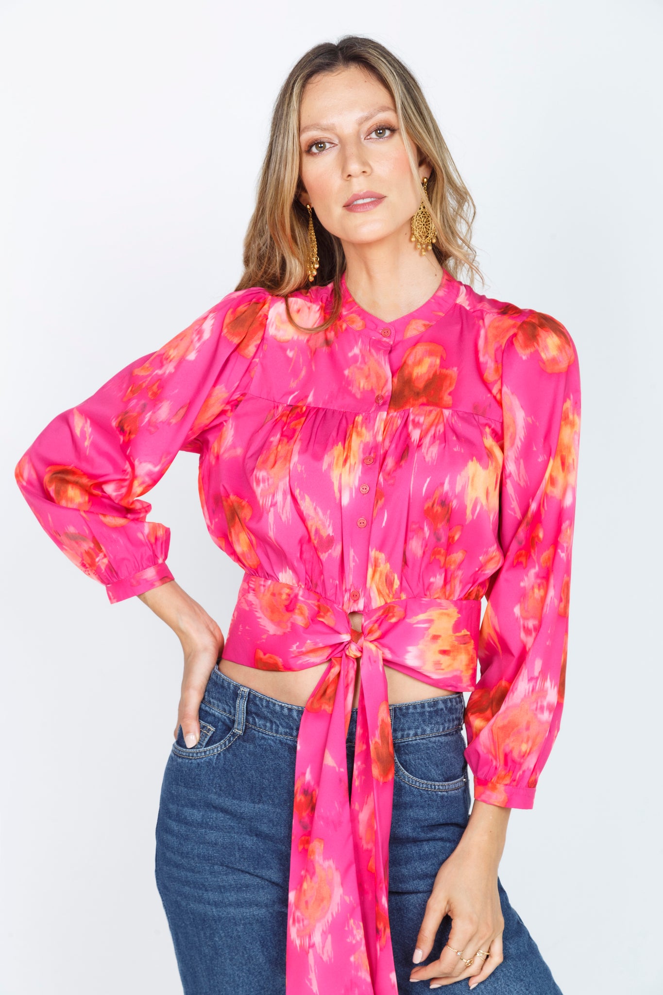 BLUSA FUCSIA ESTAMPADAN CUELLO NERU Y FAJON