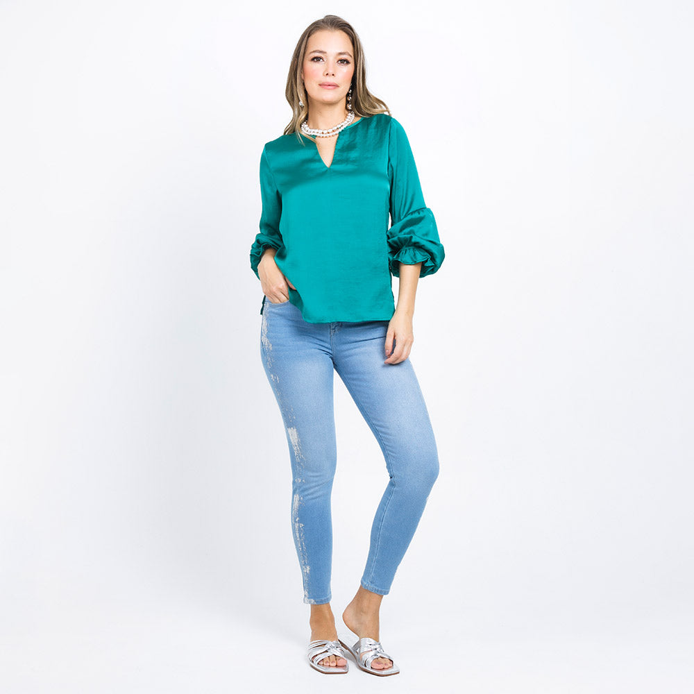 BLUSA MANGA LARGA EN TELA SATINADA VERDE ESMERALDA