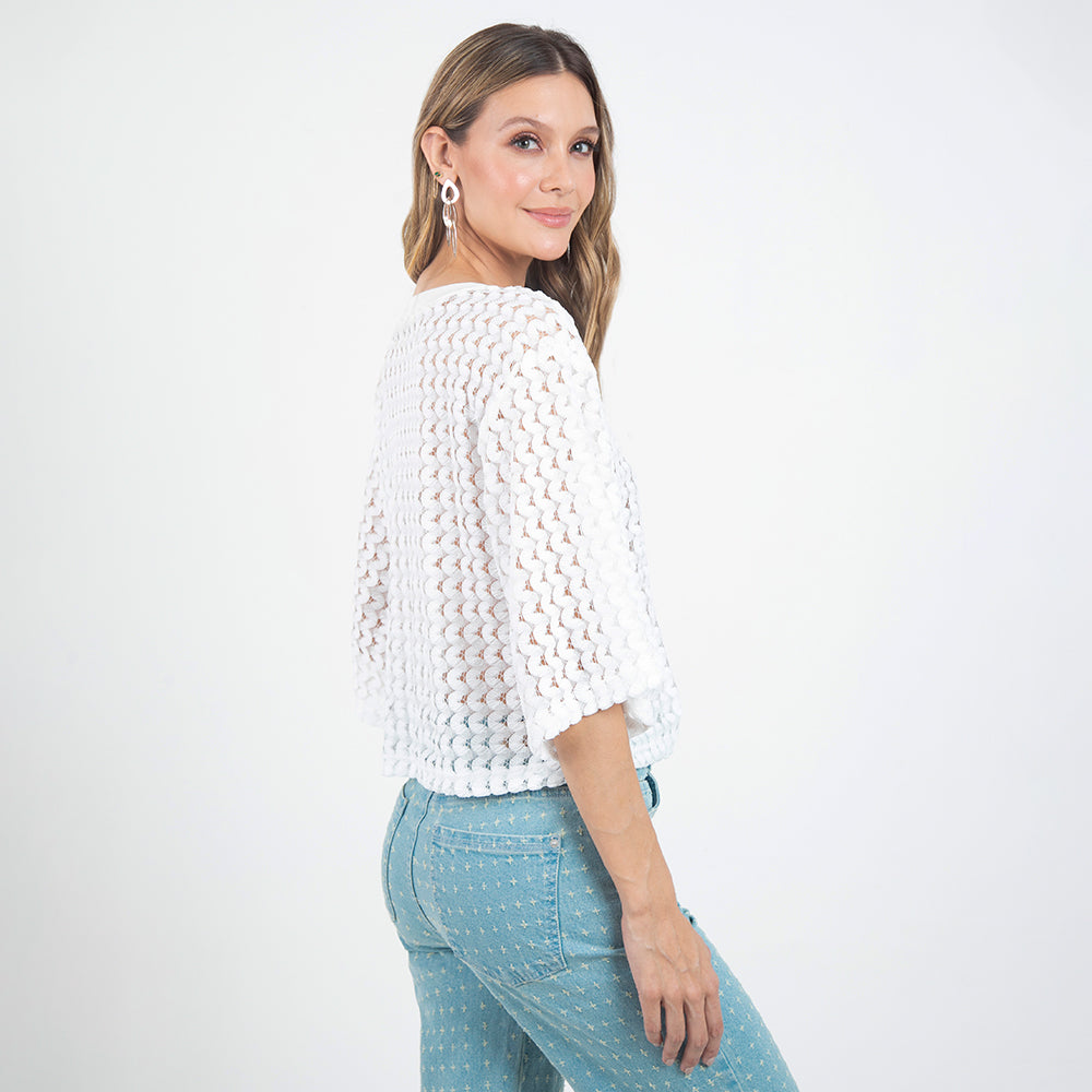 BLUSA EN ENCAJE CUELLO REDONDO IVORY