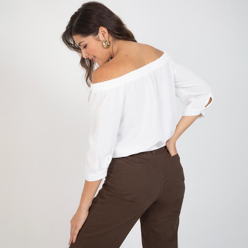 BLUSA ESCOTE BANDEJA CON TIRA PARA ANUDAR IVORY