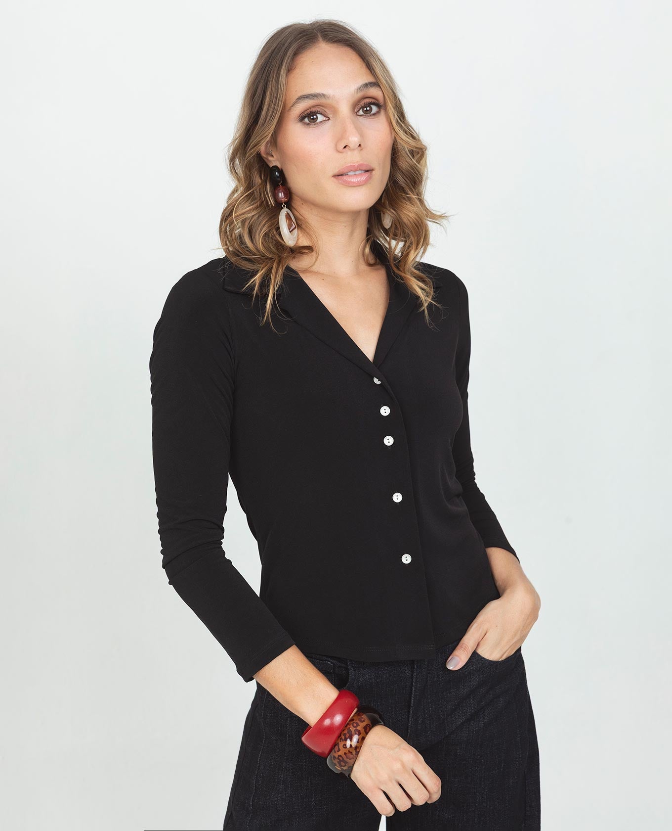 WOMEN'S LONG-SLEEVED KNIT SHIRT