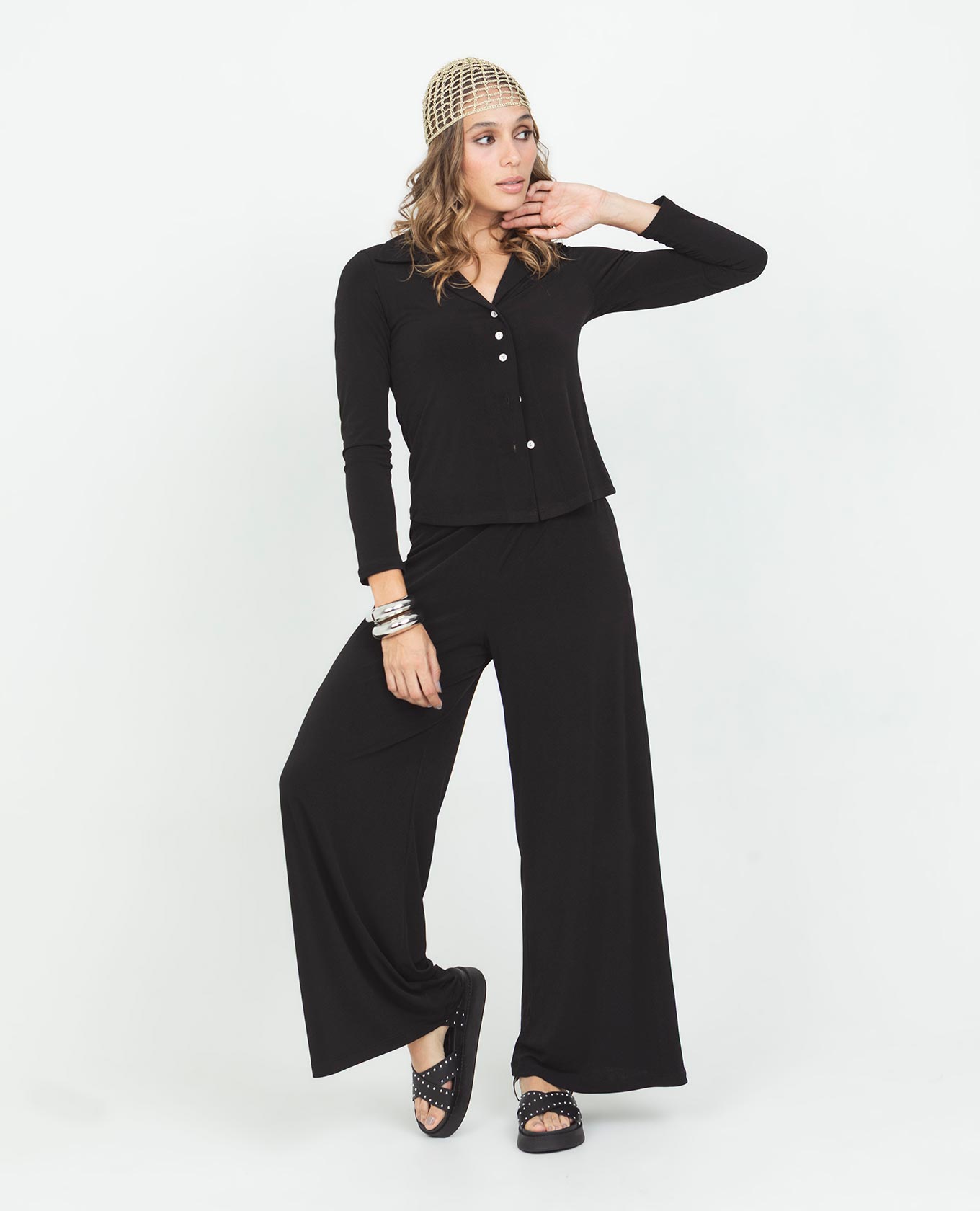 WOMEN'S LONG-SLEEVED KNIT SHIRT