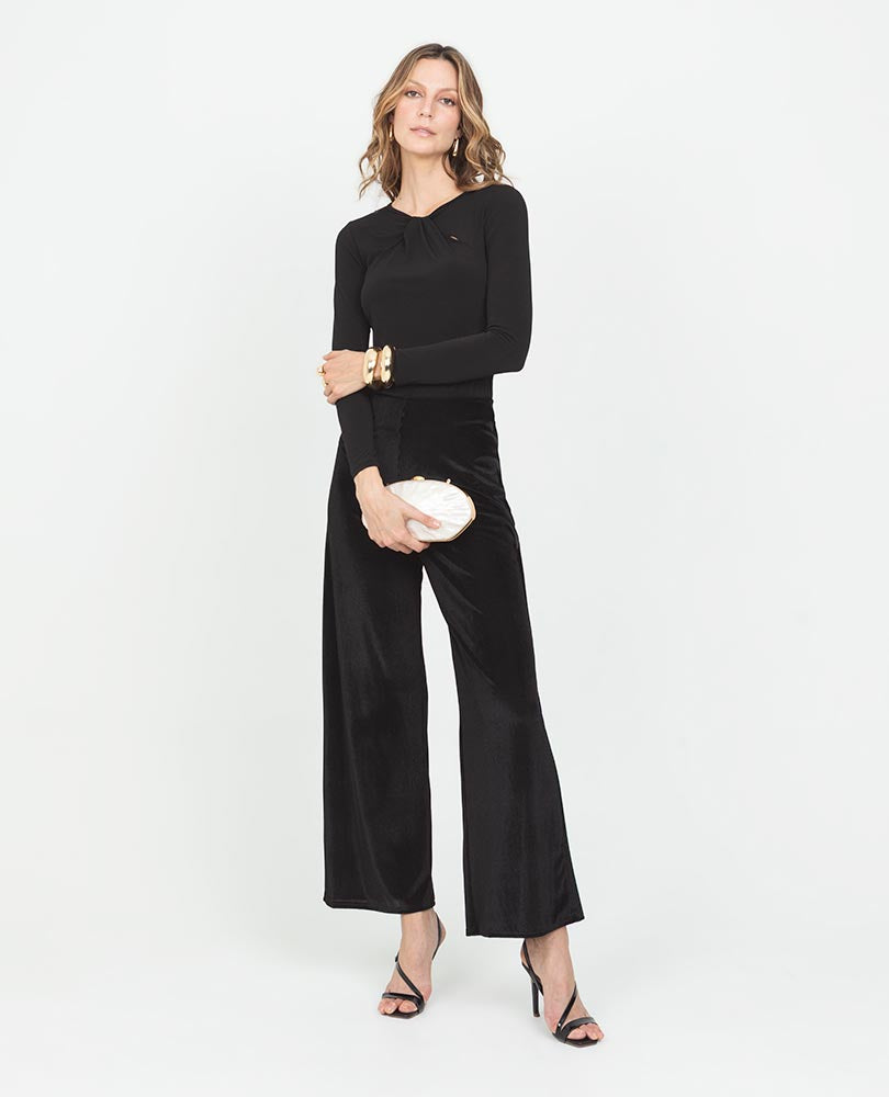 BLACK TOP FOR WOMEN WITH WRAP NECKLINE AND LONG SLEEVES